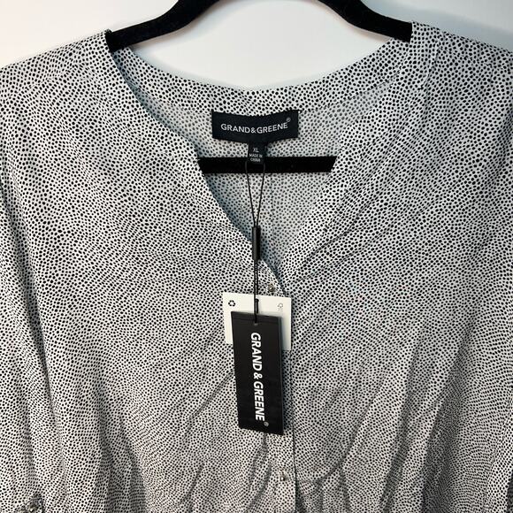 Grand & Greene Blk & Wht V Neck Button Detail Long Sleeve Printed Crepe Top XL - Picture 8 of 15